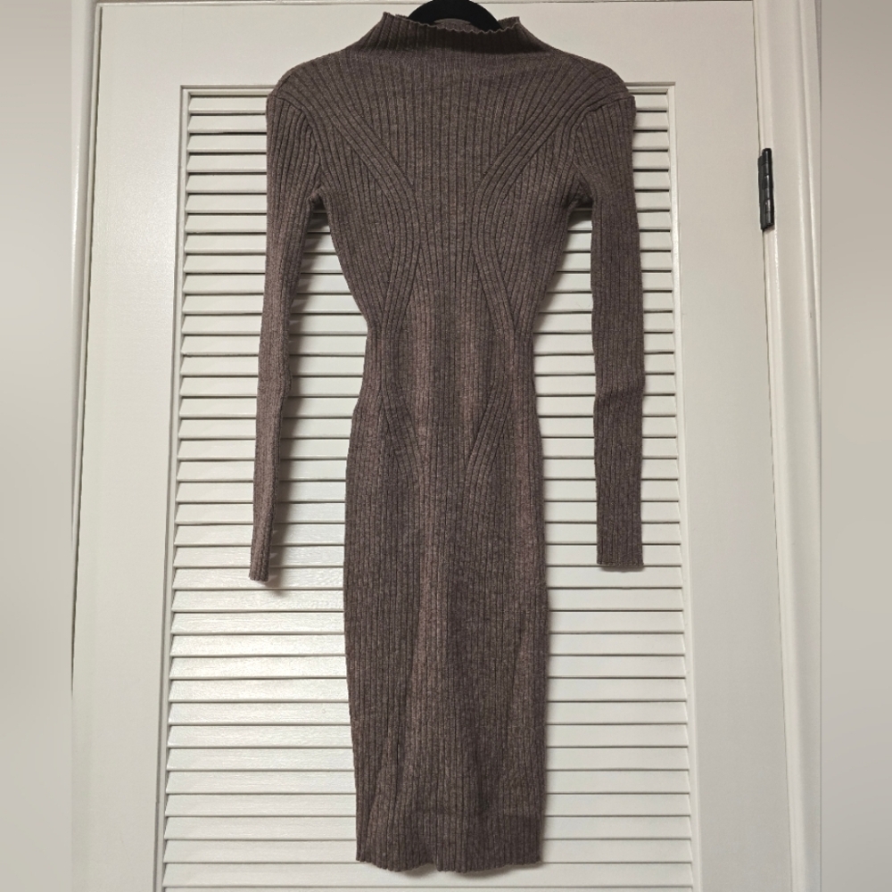 Timing - Brown Ribbed Long-Sleeve Bodysuit Dress